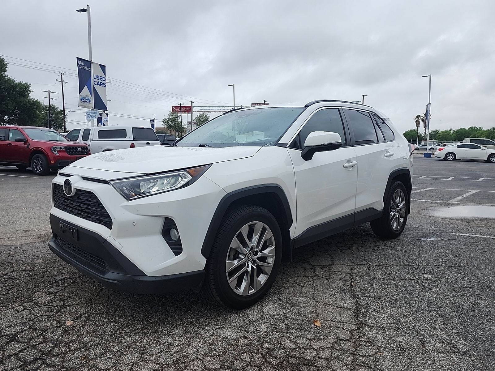2020 Toyota RAV4 XLE Premium
