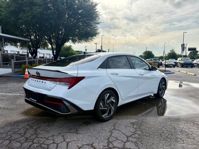 2025 Hyundai Elantra Hybrid Limited
