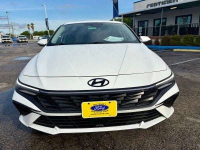 2025 Hyundai Elantra Hybrid Limited