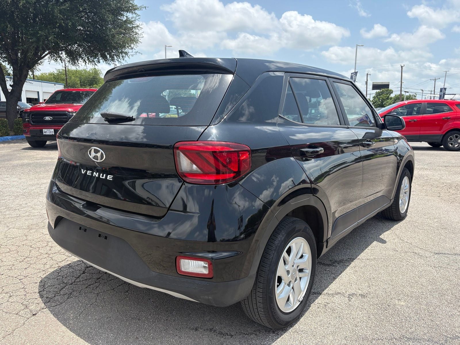 2022 Hyundai Venue SE