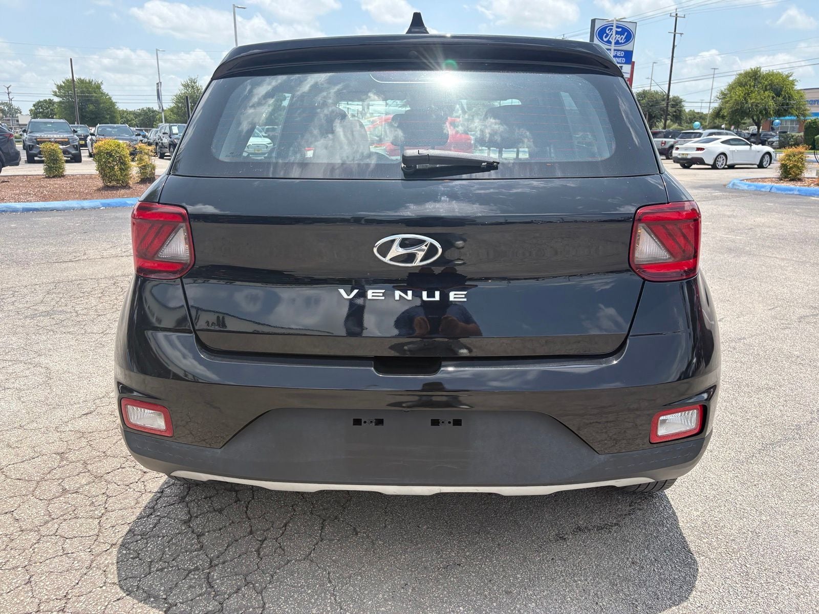 2022 Hyundai Venue SE