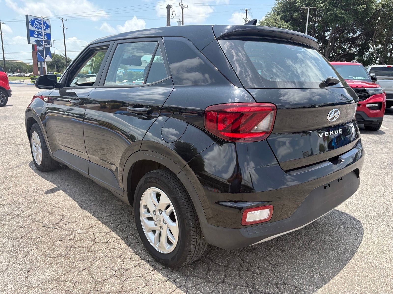 2022 Hyundai Venue SE