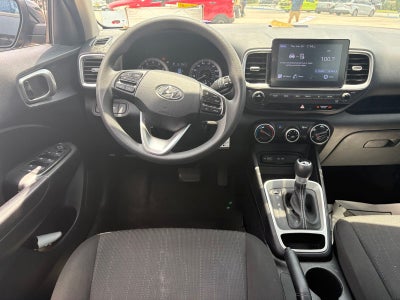 2022 Hyundai Venue SE