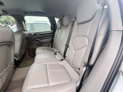 2011 Porsche Cayenne Base