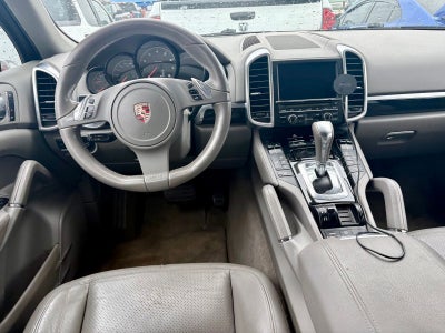 2011 Porsche Cayenne Base