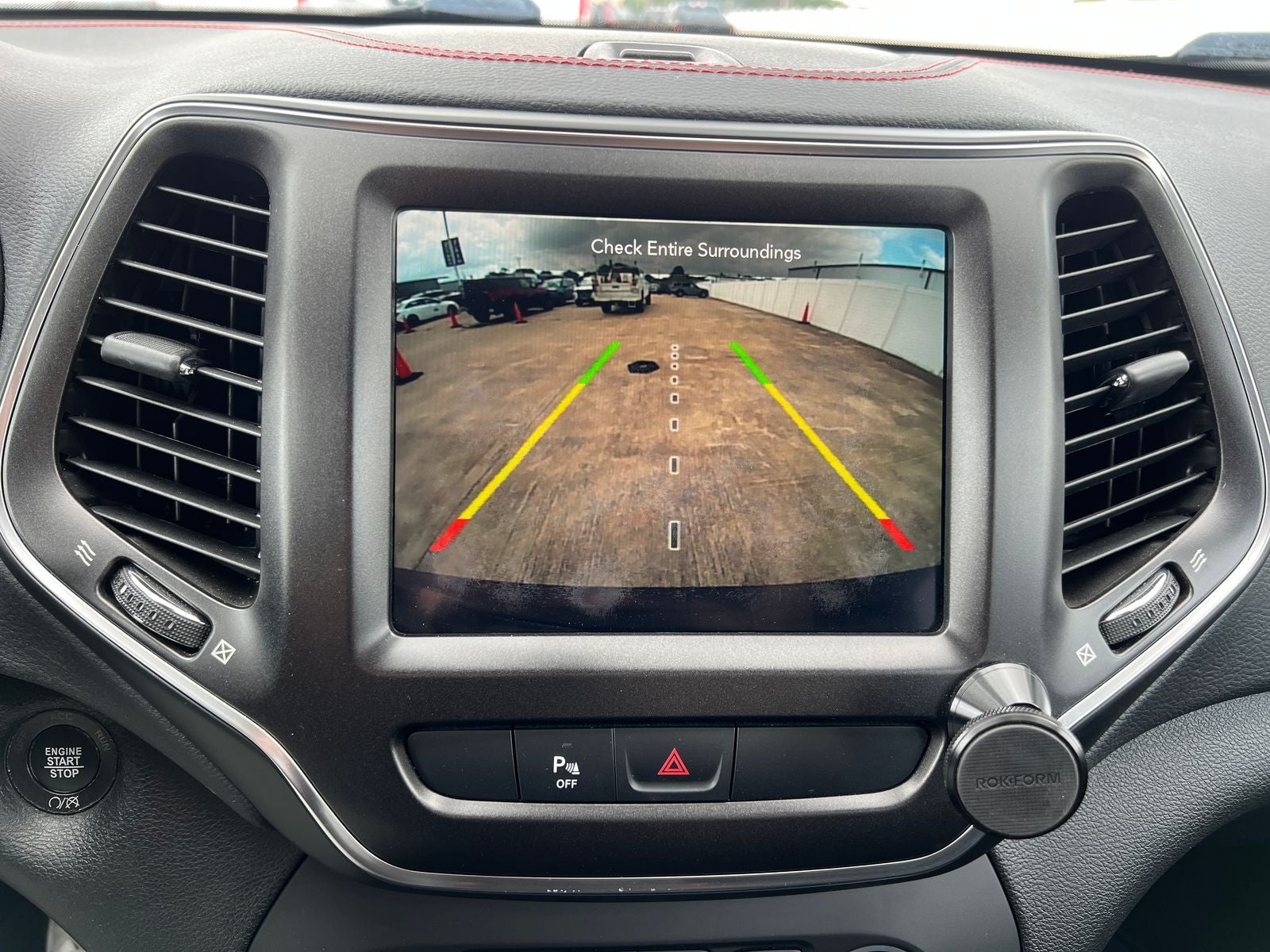 2020 Jeep Cherokee Trailhawk