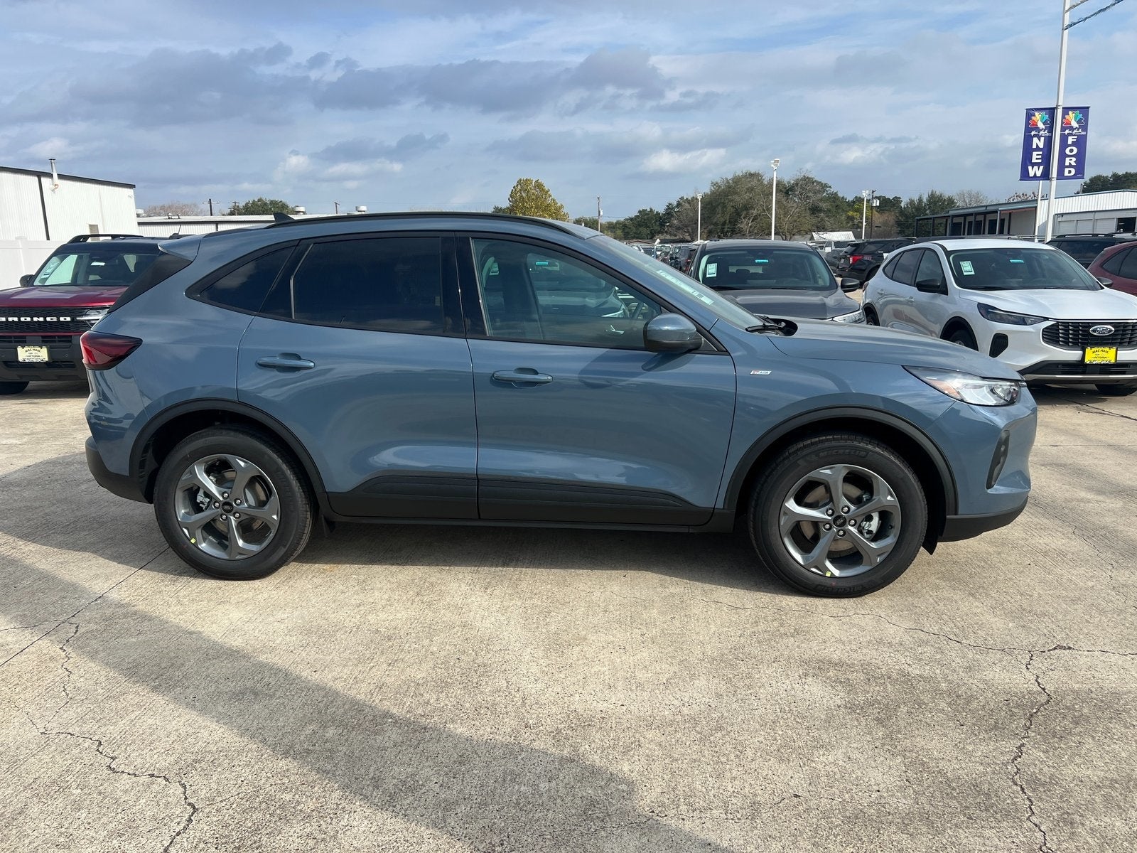 2026 Ford Escape Hybrid ST-Line Select