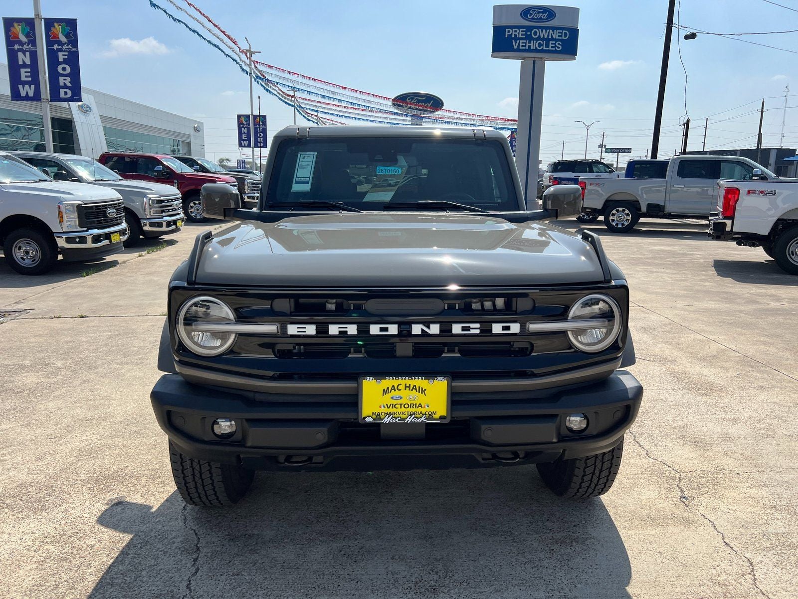 2026 Ford Bronco Outer Banks
