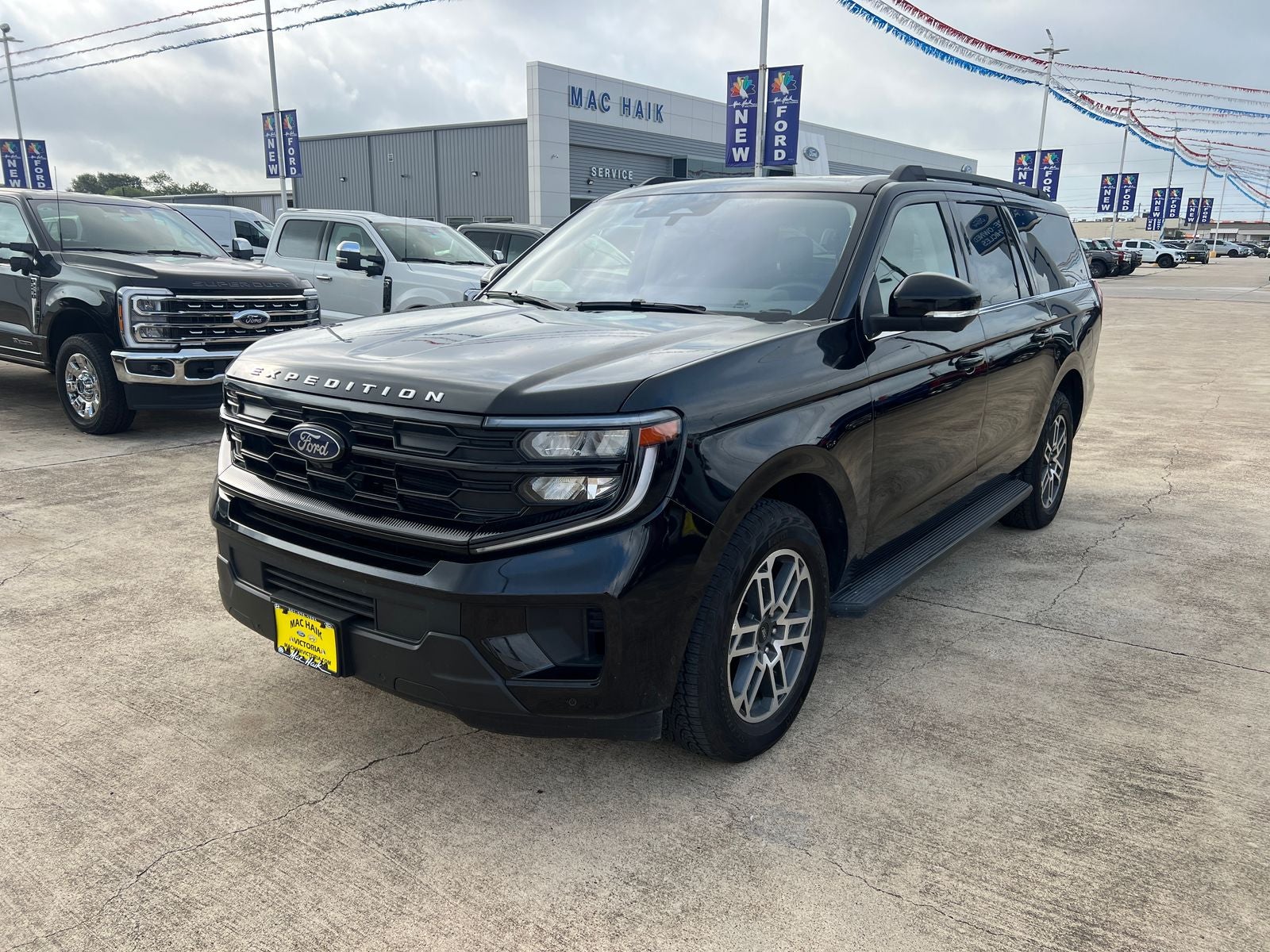 2025 Ford Expedition Max Active