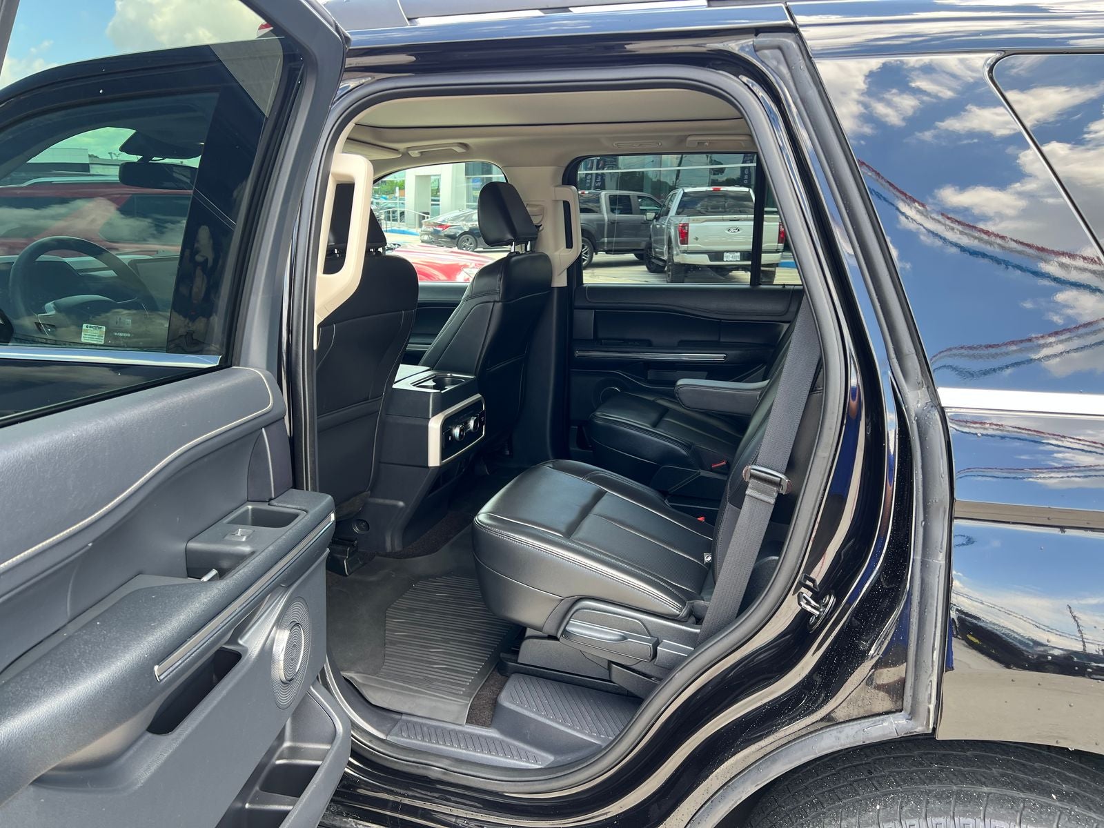 2022 Ford Expedition XLT