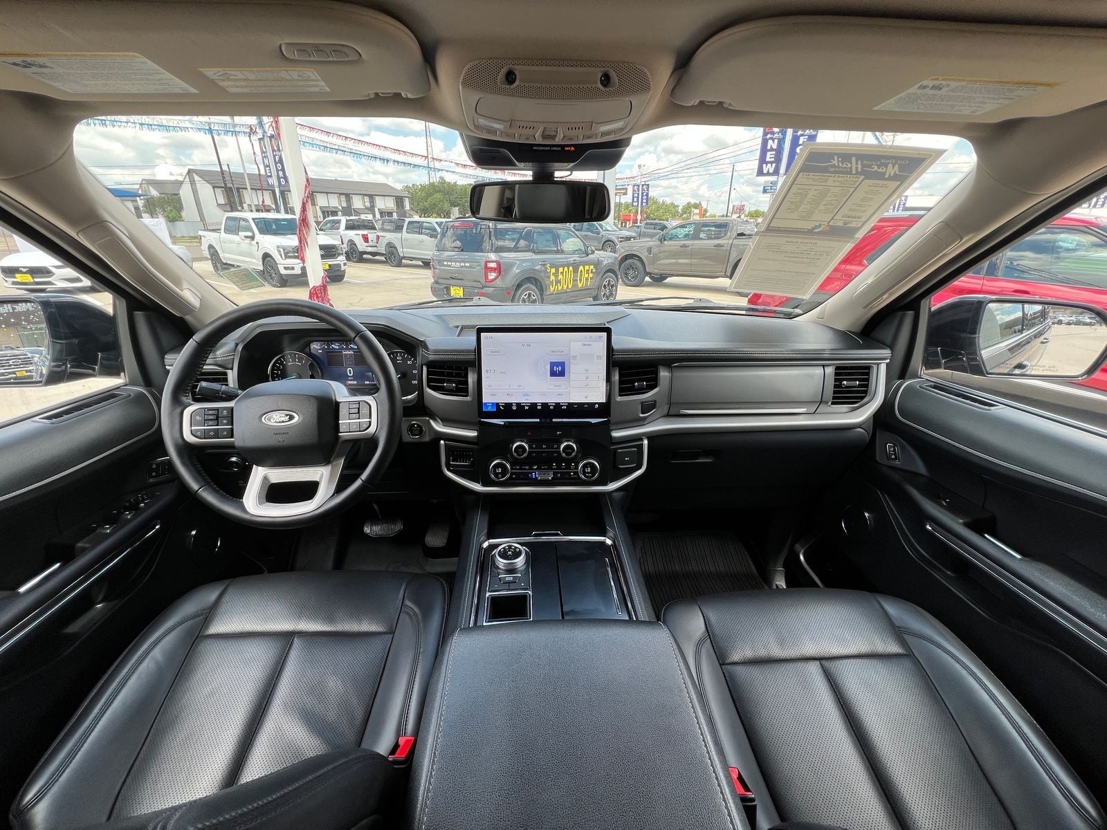 2022 Ford Expedition XLT