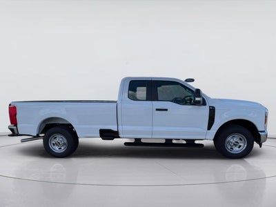 2027 Ford Super Duty F-250 Srw XL