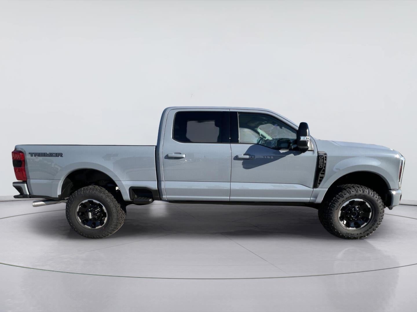 2027 Ford Super Duty F-250 Lariat