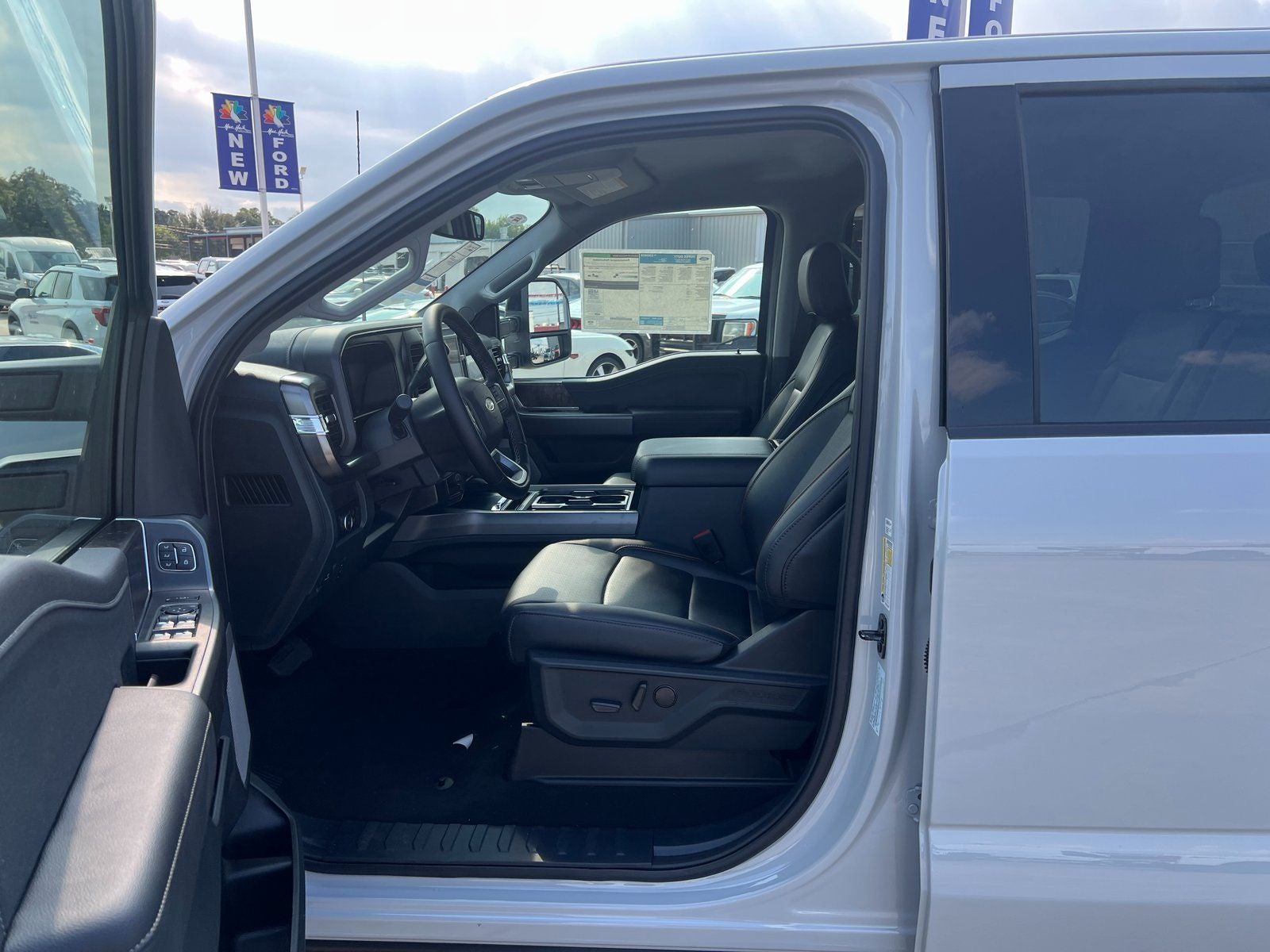 2026 Ford F-350SD Lariat