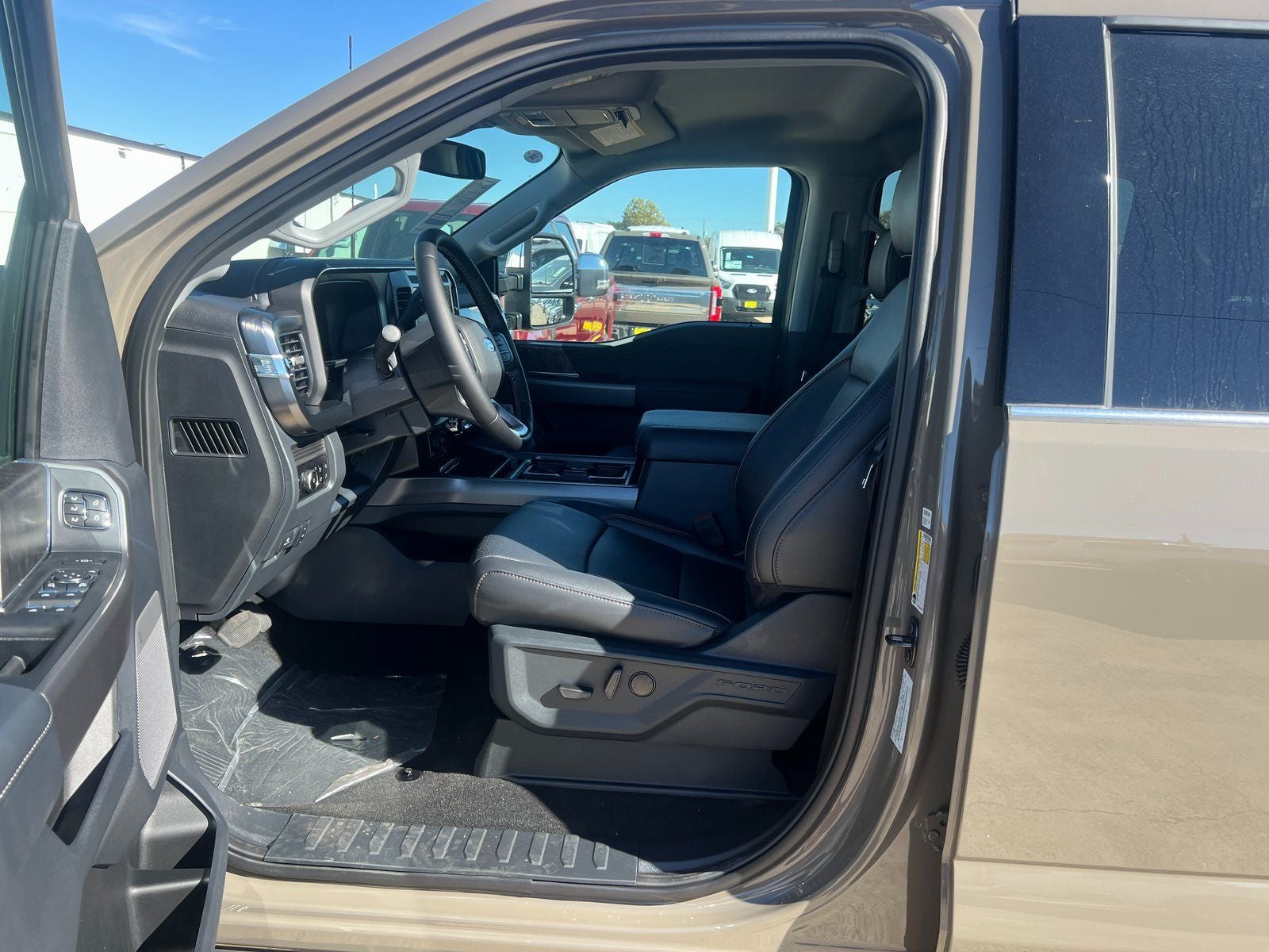 2026 Ford F-350SD Lariat