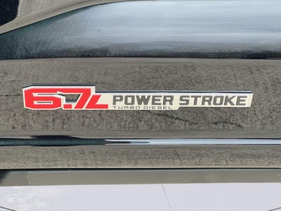 2027 Ford Super Duty F-350 DRW Lariat