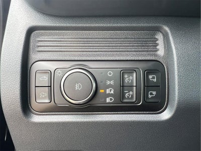 2027 Ford Super Duty F-350 DRW Lariat