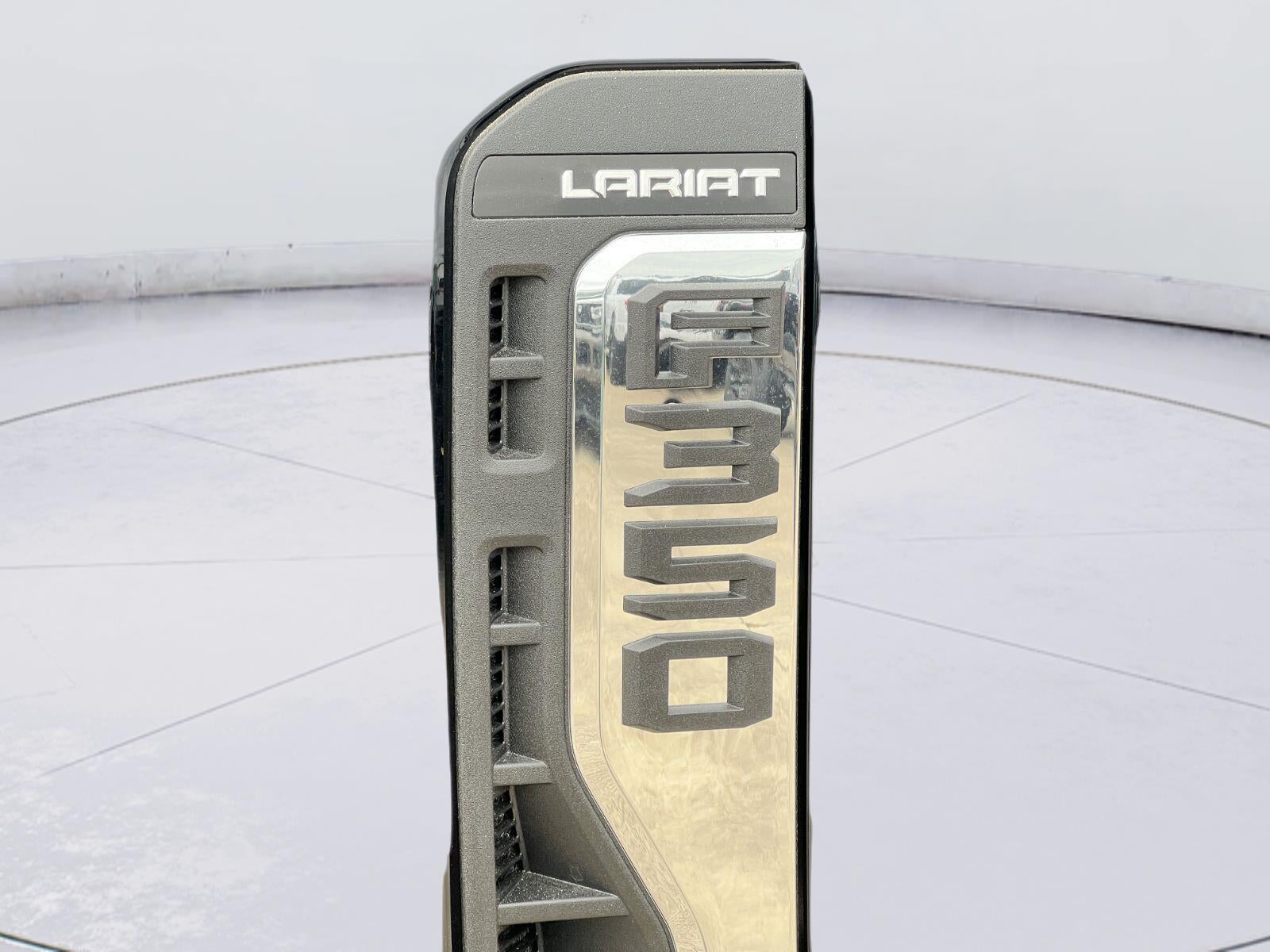 2027 Ford Super Duty F-350 DRW Lariat