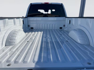 2027 Ford Super Duty F-350 DRW Lariat
