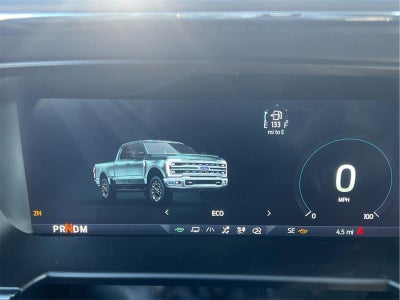 2027 Ford Super Duty F-350 DRW Lariat