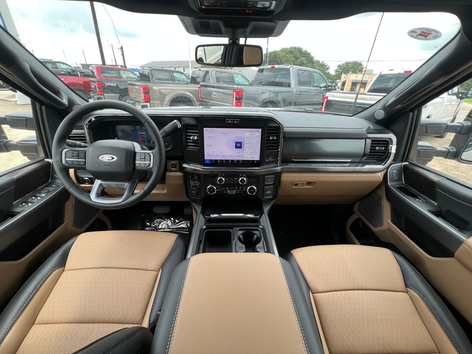 2026 Ford F-350SD Lariat DRW