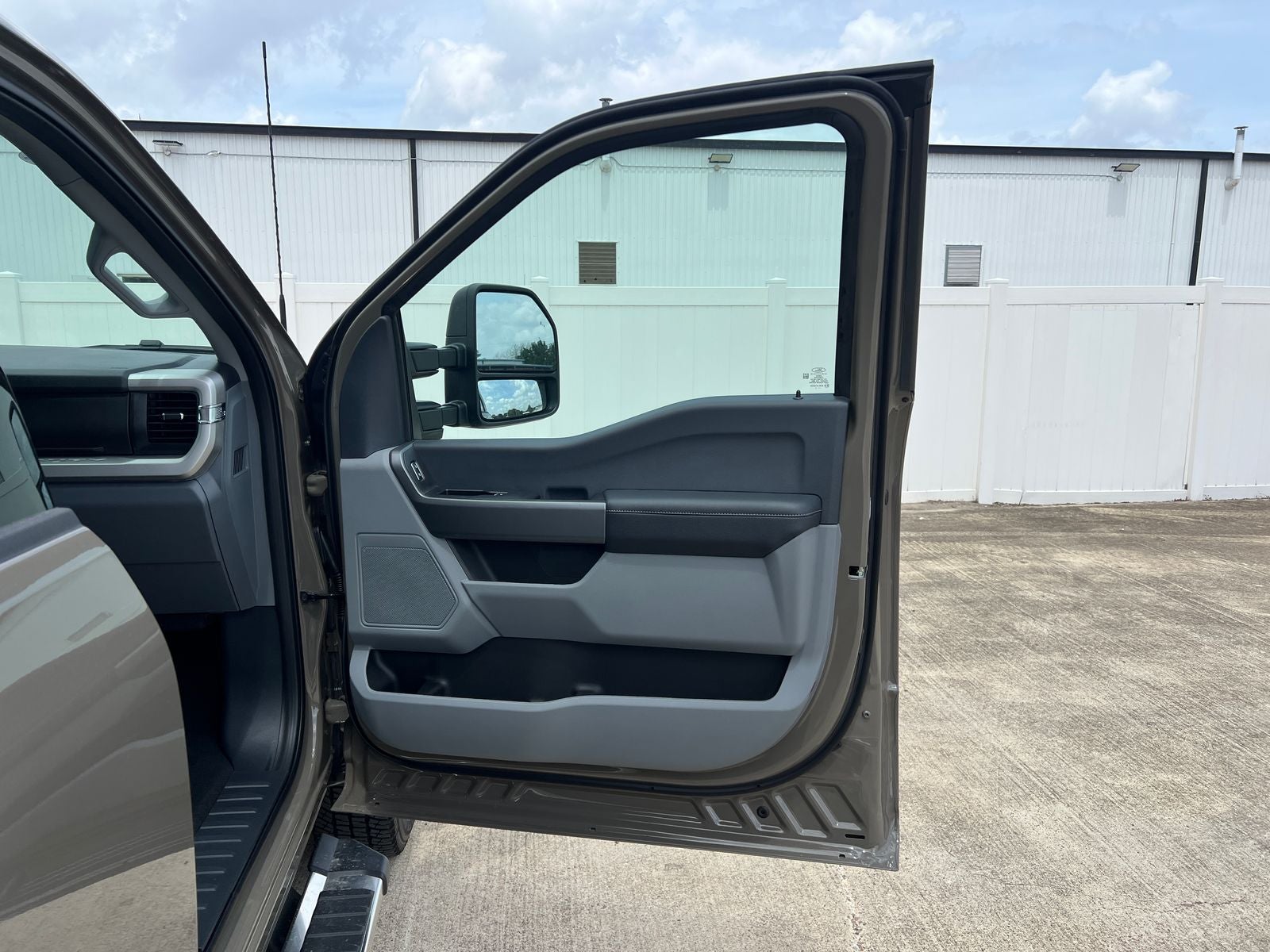 2026 Ford F-350SD DRW