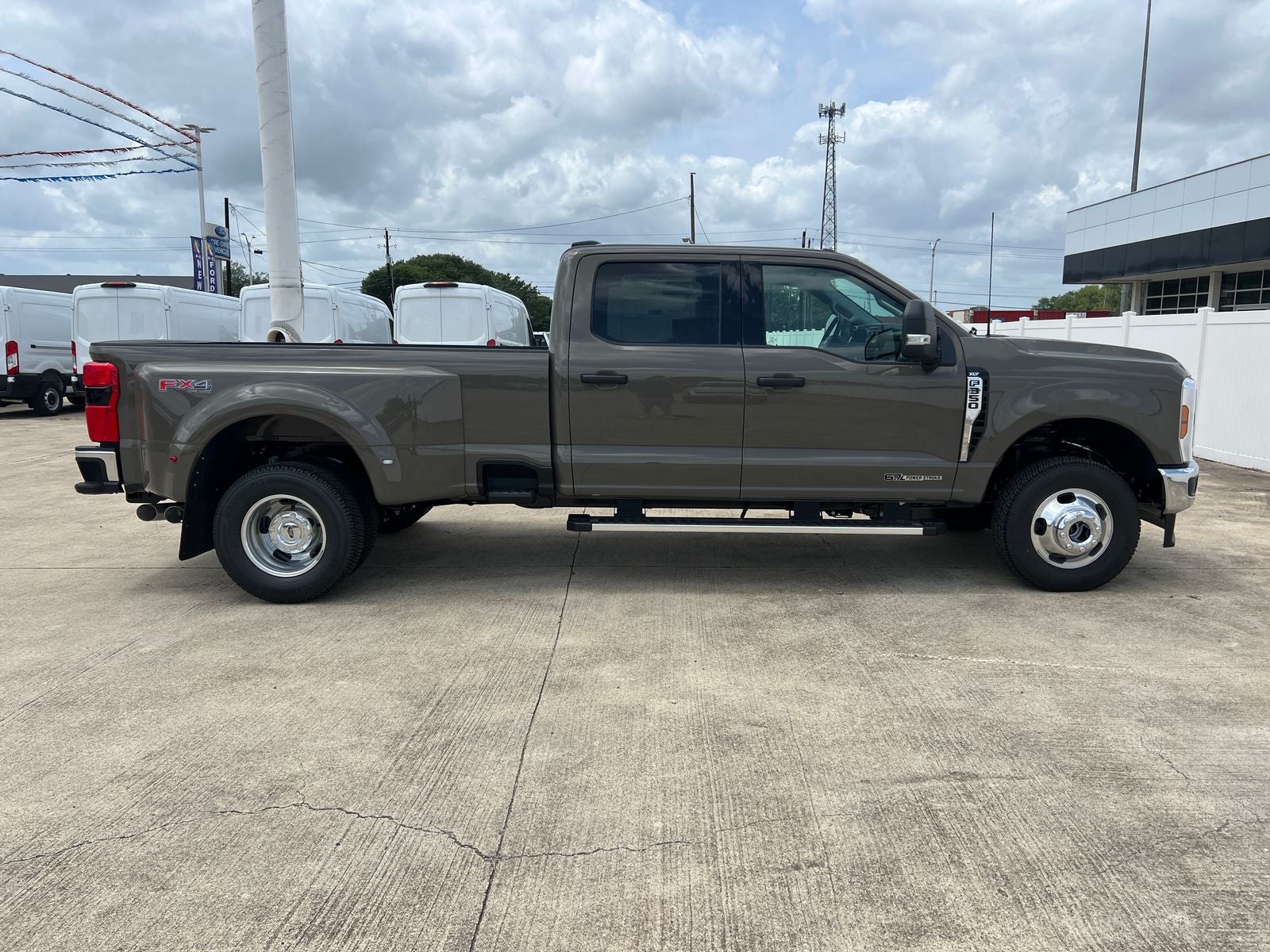 2026 Ford F-350SD DRW
