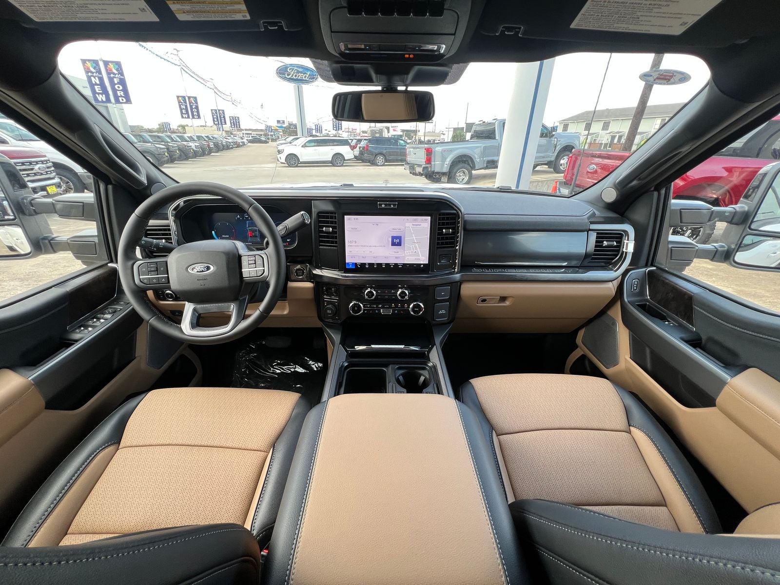 2026 Ford F-350SD Lariat DRW