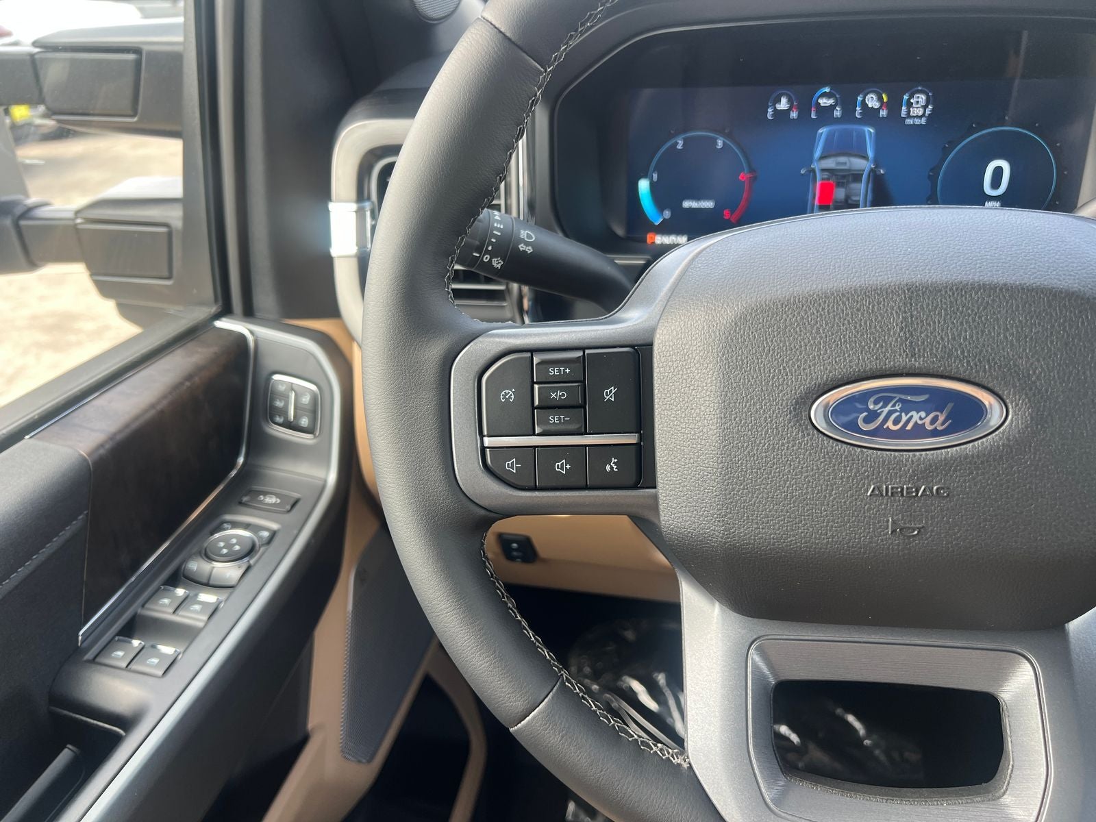 2026 Ford F-350SD Lariat DRW