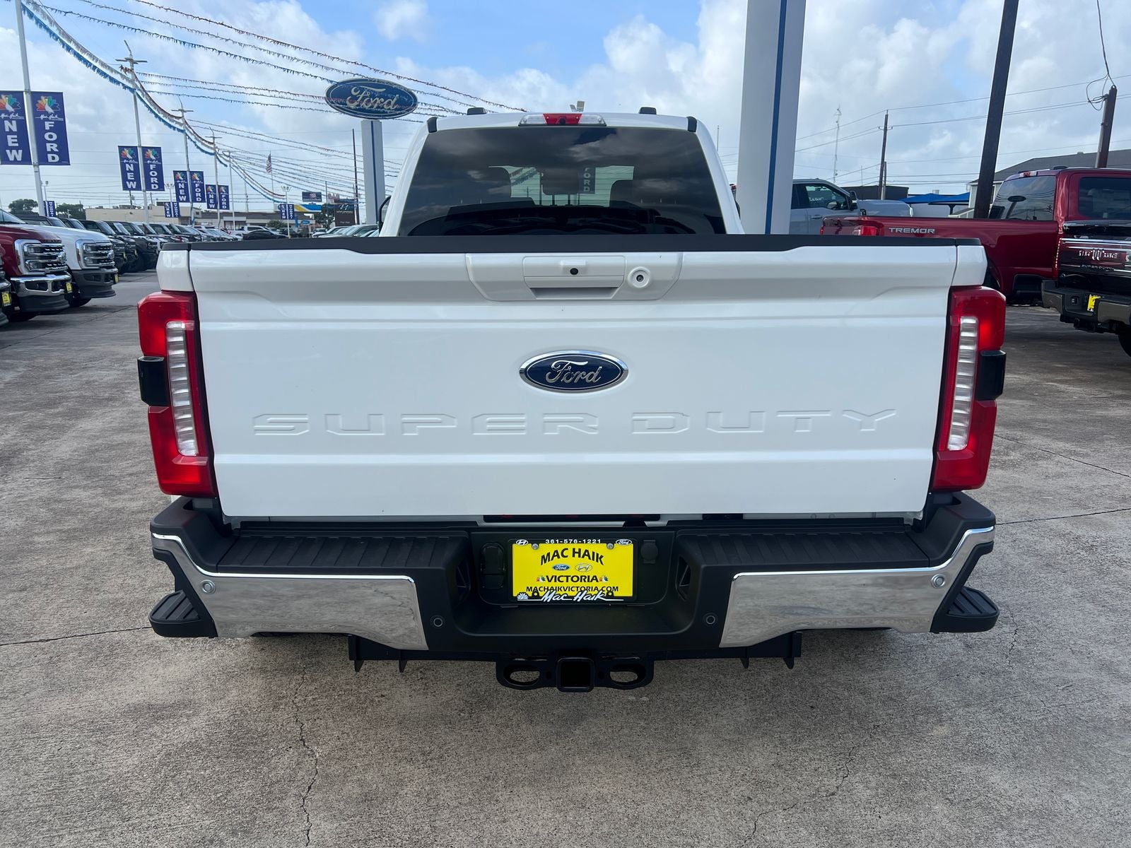 2026 Ford F-350SD Lariat DRW