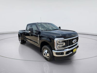 2026 Ford Super Duty F-350 Drw LARIAT