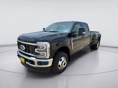 2026 Ford Super Duty F-350 Drw LARIAT
