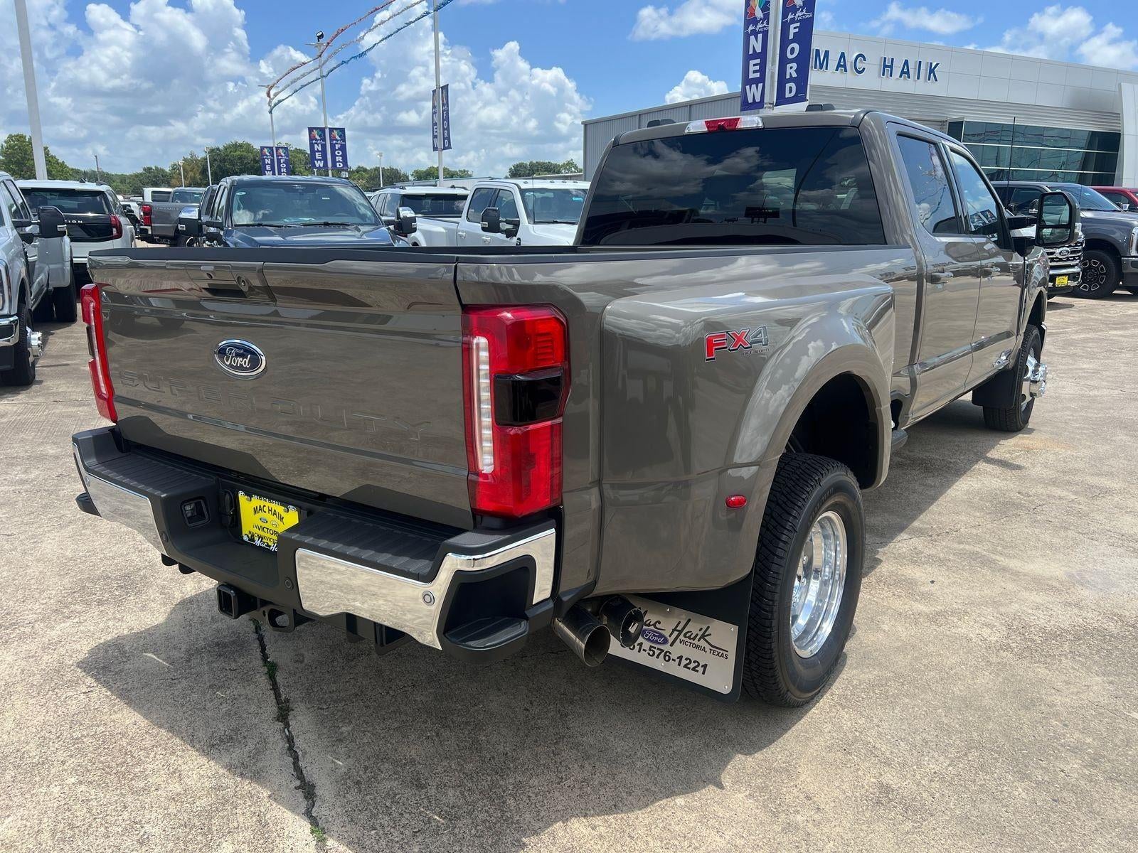 2026 Ford F-350SD Lariat DRW