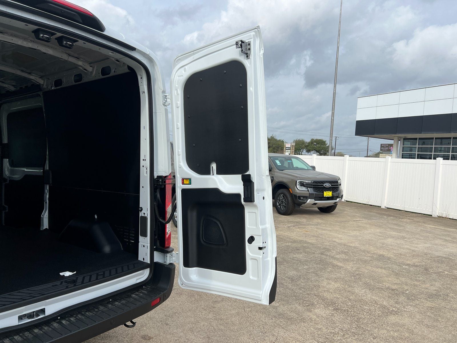 2026 Ford Transit-250 Base