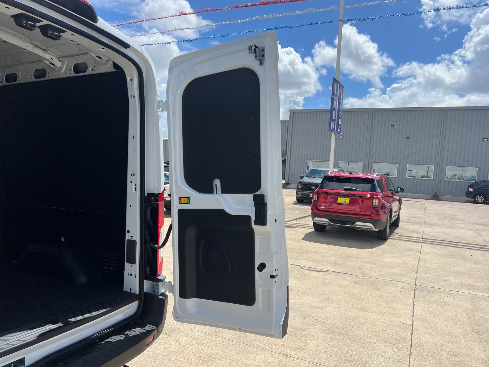 2025 Ford Transit-250 Base