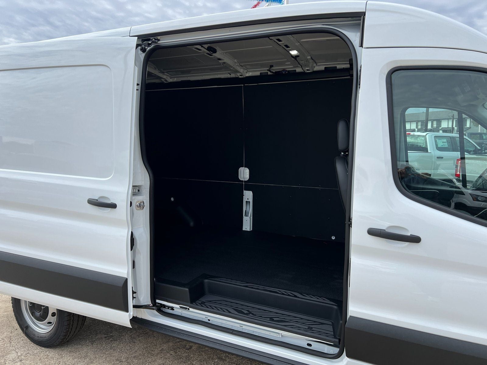 2026 Ford Transit-250 Base