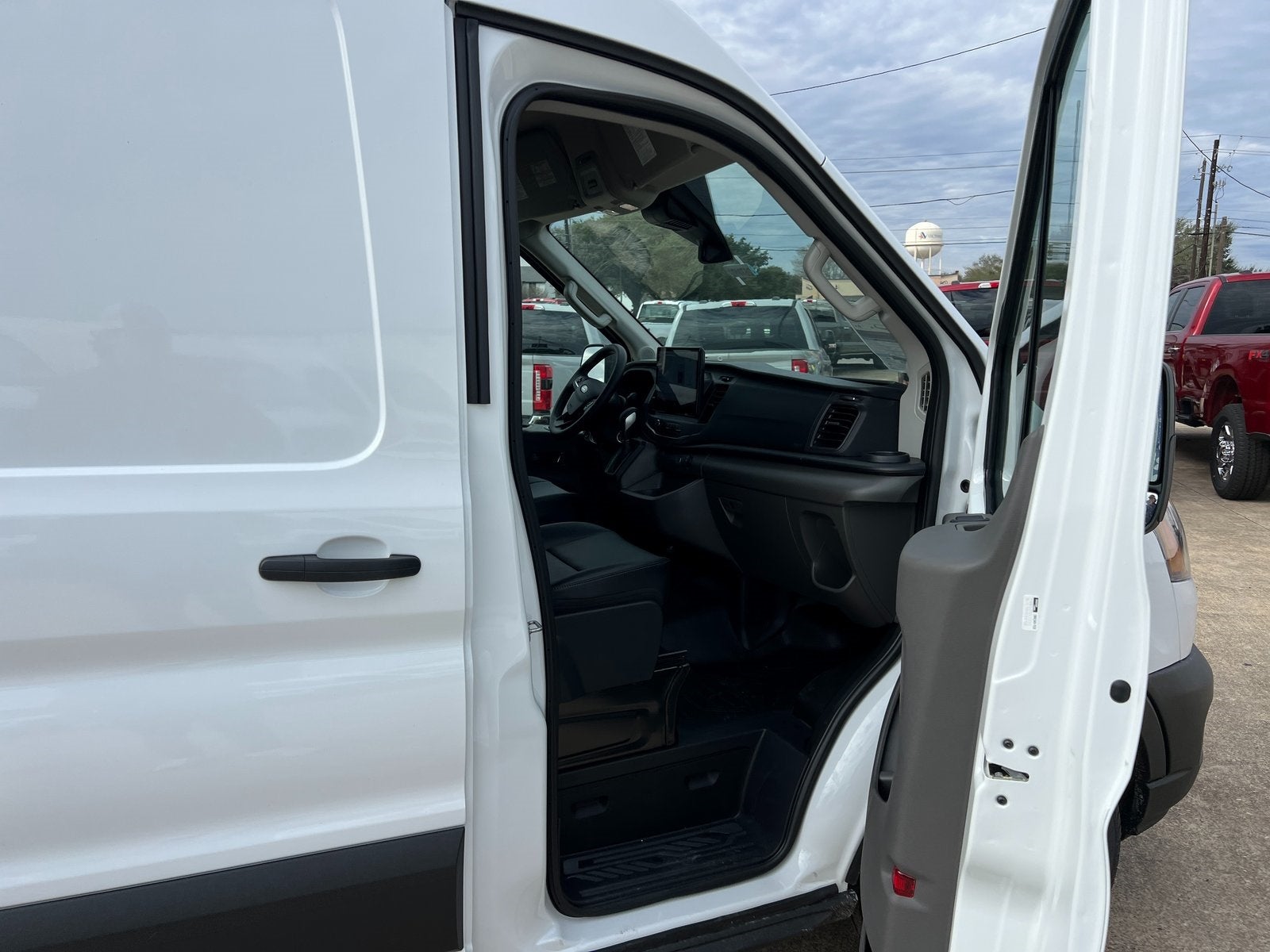 2026 Ford Transit-250 Base