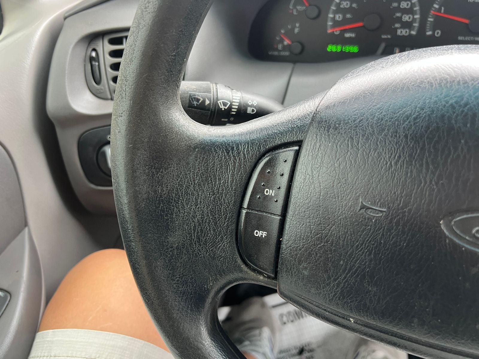2000 Ford F-150 XLT
