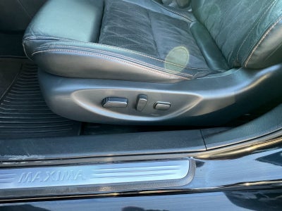2022 Nissan Maxima SR