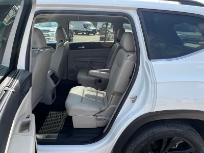 2022 Volkswagen Atlas 3.6L V6 SE w/Technology