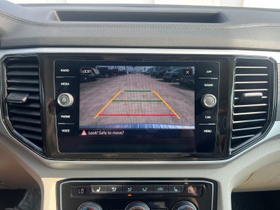 2022 Volkswagen Atlas 3.6L V6 SE w/Technology