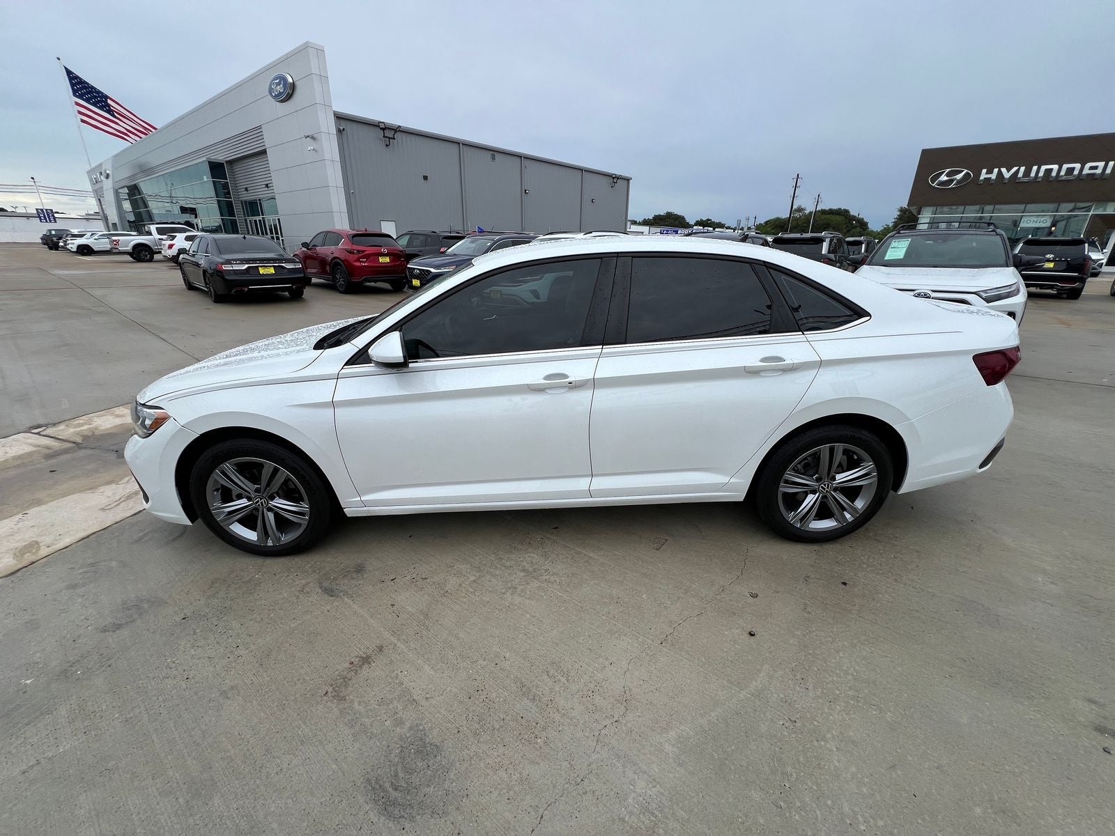 2023 Volkswagen Jetta 1.5T SE