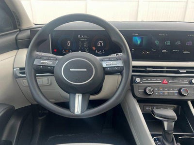 2026 Hyundai Tucson SE FWD