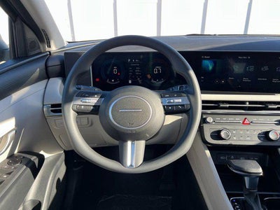 2026 Hyundai Tucson SE FWD