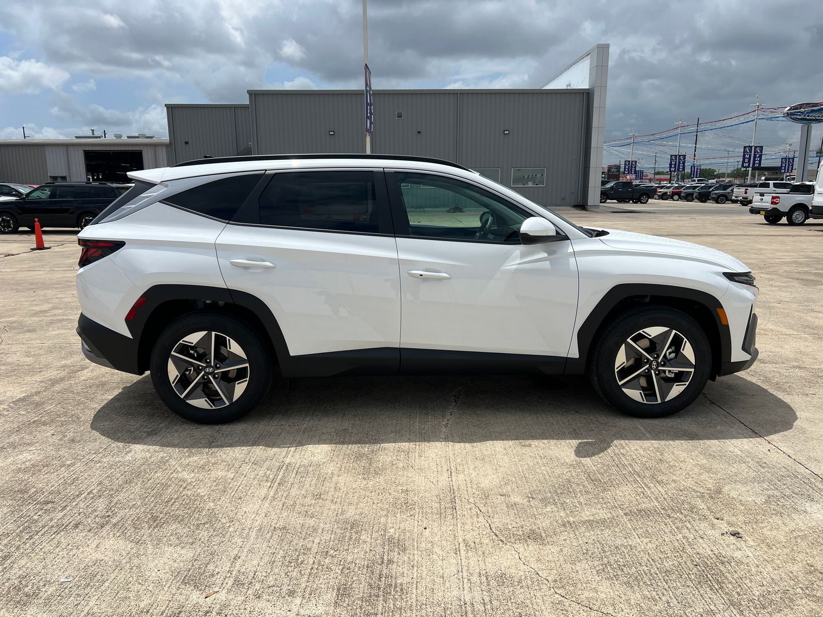 2026 Hyundai Tucson SEL FWD