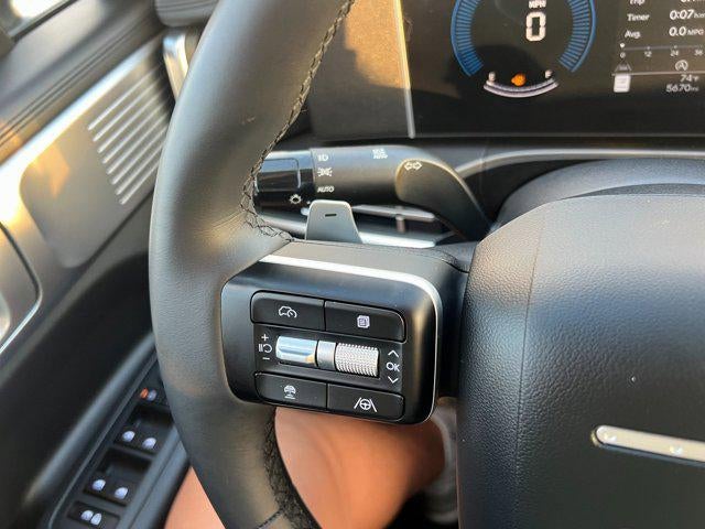 2025 Hyundai Santa Fe SE FWD