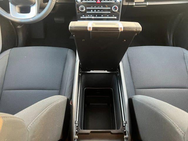 2025 Hyundai Santa Fe SE FWD