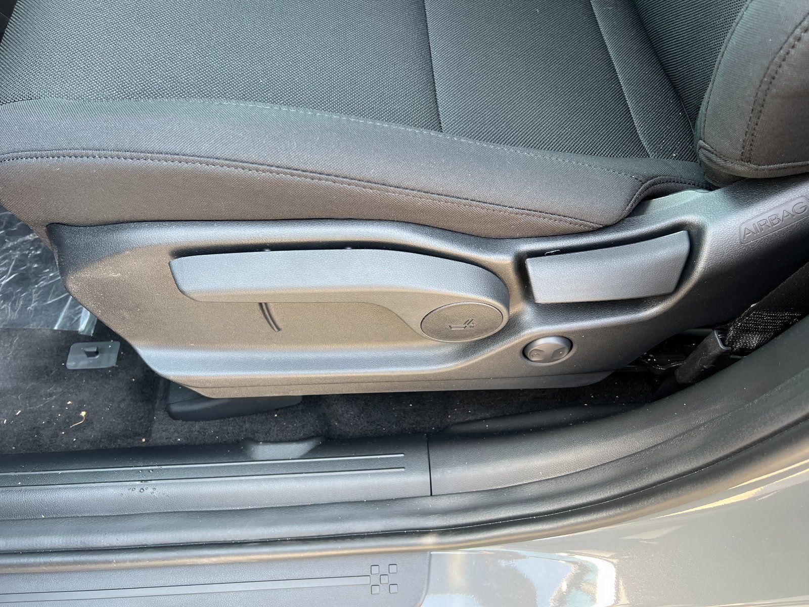 2025 Hyundai Santa Fe SE FWD