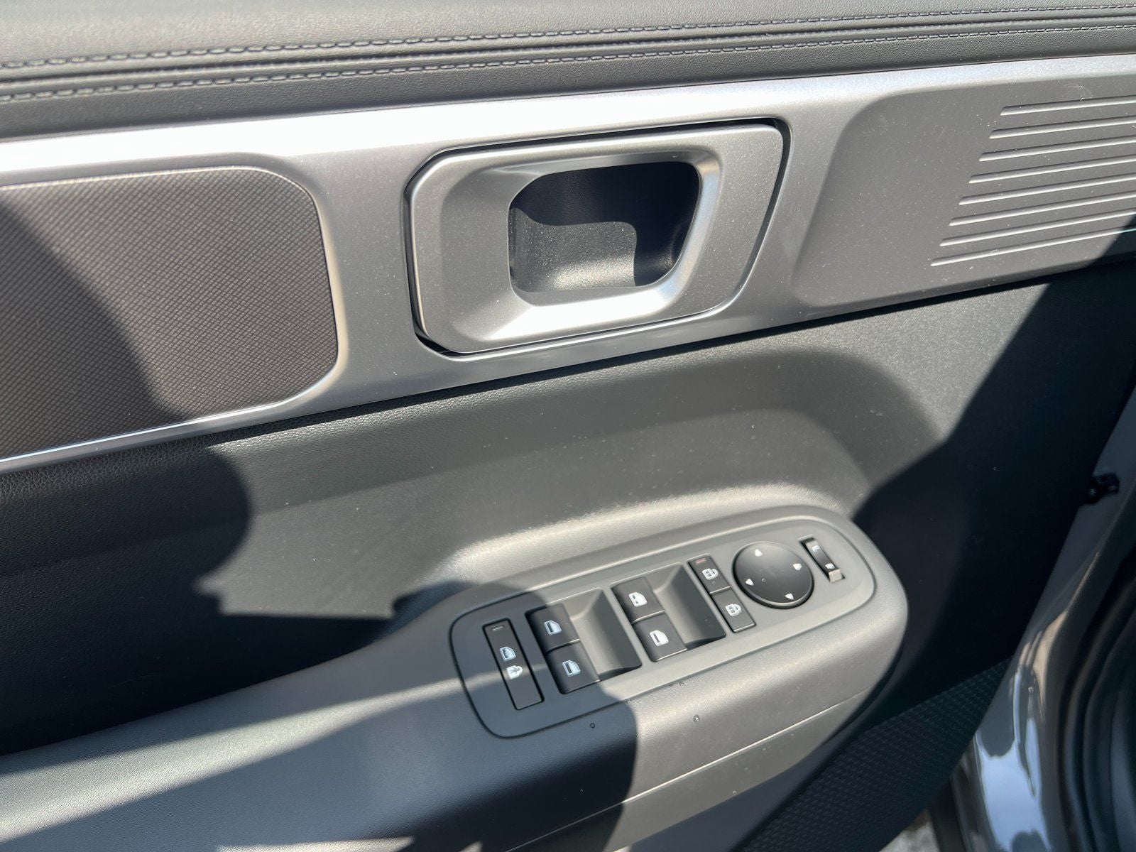 2025 Hyundai Santa Fe SE FWD