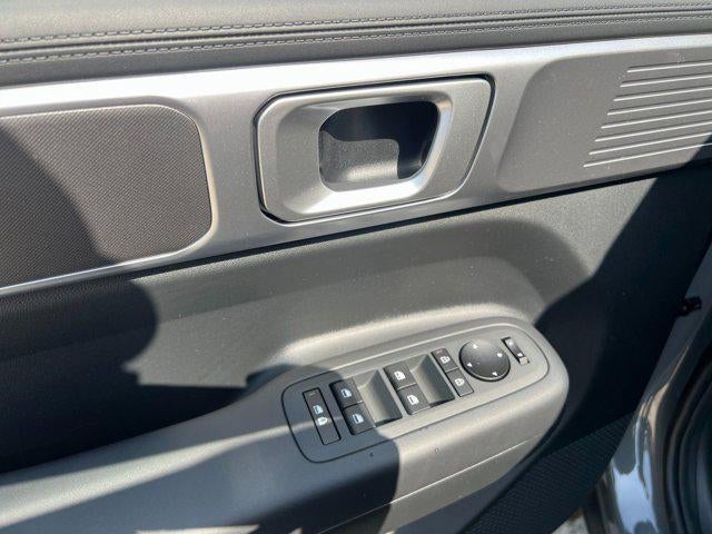 2025 Hyundai Santa Fe SE FWD